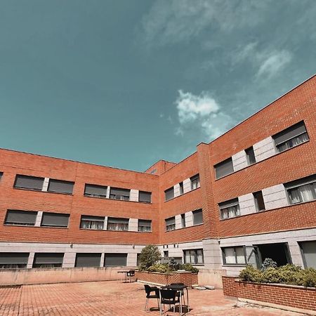 Hotel-Apartamentos Tartesos Las Rozas de Madrid Kültér fotó
