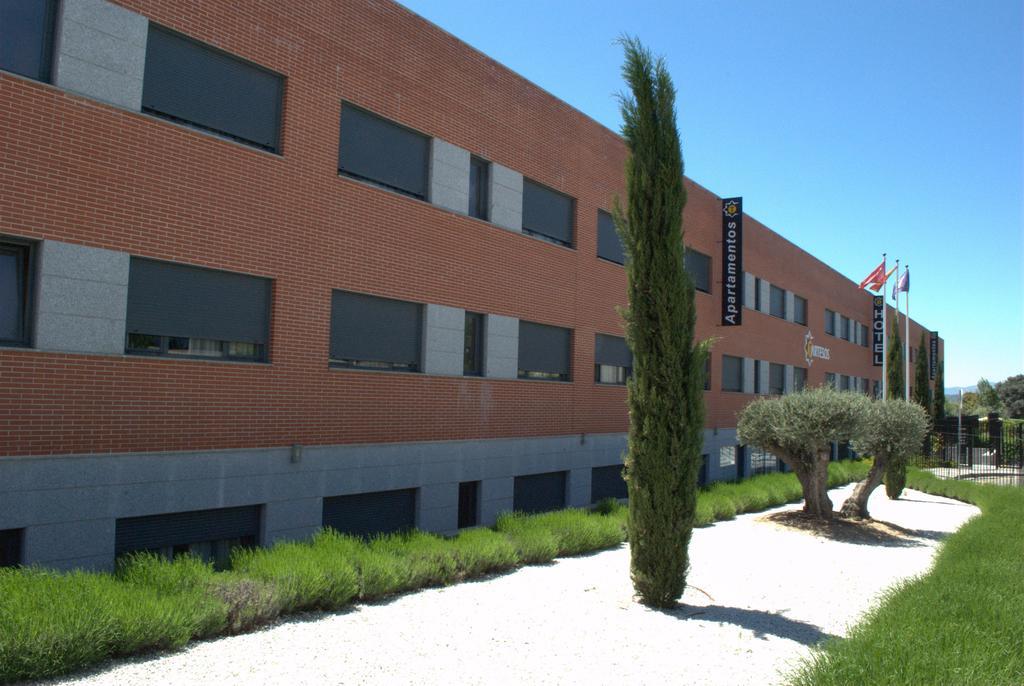 Hotel-Apartamentos Tartesos Las Rozas de Madrid Kültér fotó